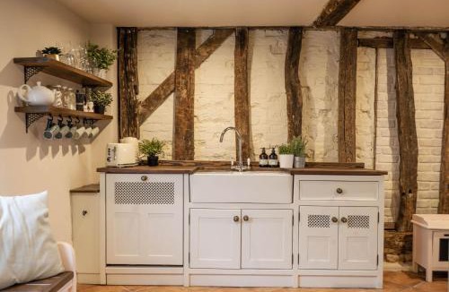 Ipswich House | The Smithy's Cottage