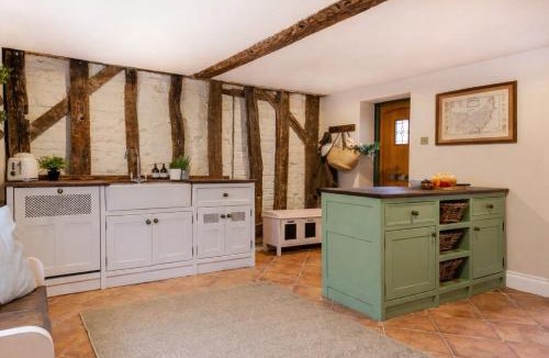 Ipswich House | The Smithy's Cottage