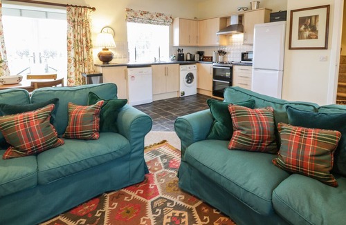 Newbridge Cottage | The Stables