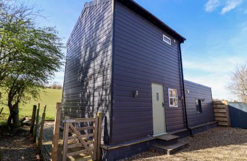 Mold House | The Stables