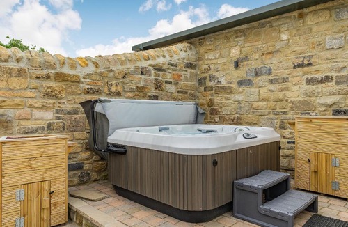 Eastgate House | The Stables