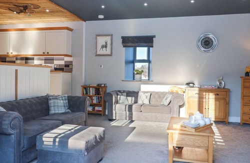 Newbridge Cottage | The Steading