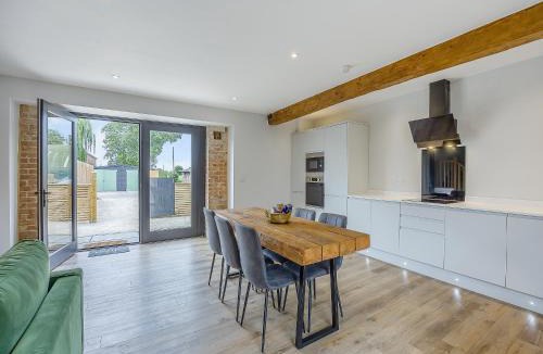 Glentham House | The Stone Barn