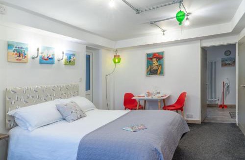 Brighton Apartment | The Studio @ 93 Bernard Rd