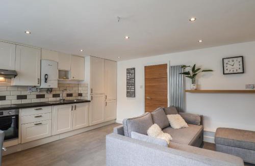 Cayton House | The Studio