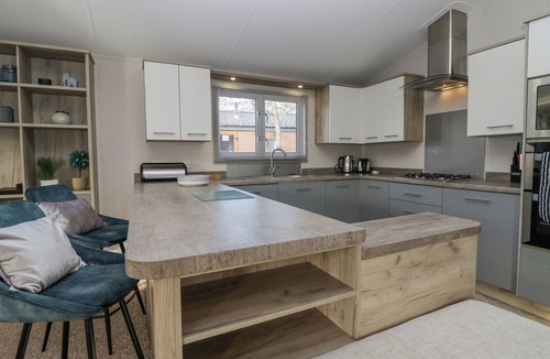 Carnforth Cottage | The Three Bears Lodge, Coniston Drive 11