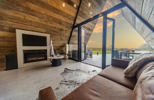 Llanarth House | The Tri-Pod