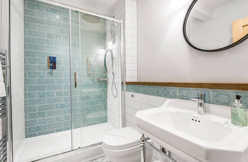 Boldre Bed & Breakfast | The Walhampton Arms