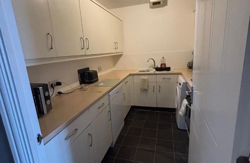 Barry Apartment | The Waterfront