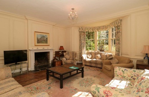 Dursley House | The West Wing