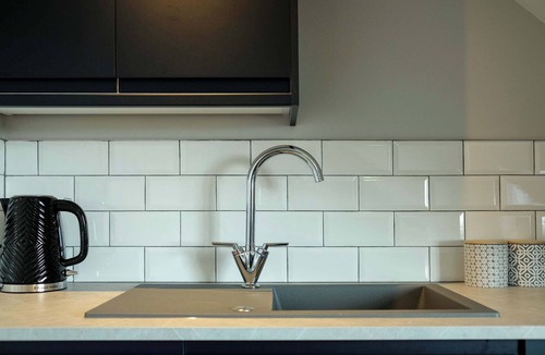 Bradley Stoke Apartment | The Willow - Studio 23
