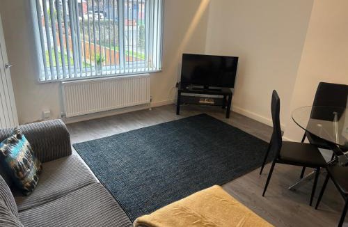 Wolverhampton House | Three bed house in Wolverhampton