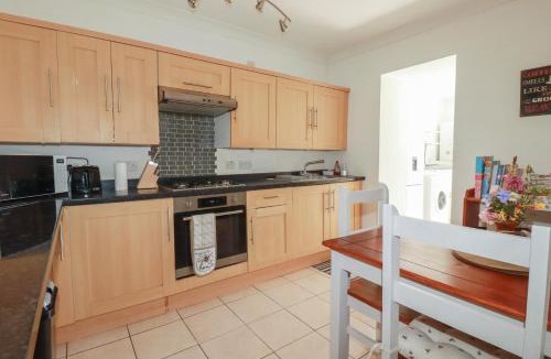 Redruth House | Tin Lantern Cottage