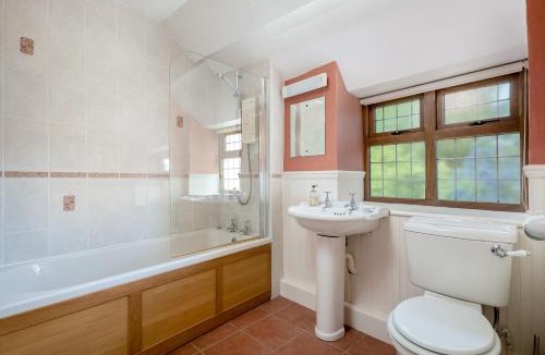 Epwell Apartment | Tom Callows - Gorgeous Rural Cottage in Oxfordshire