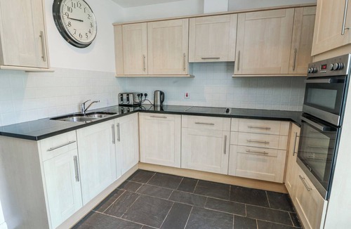 Dulas Cottage | Too Hoots