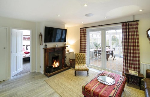 Chilworth House | Tor Hatch Cottage