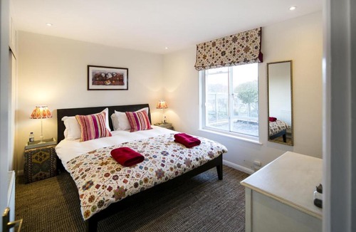 Chilworth House | Tor Hatch Cottage