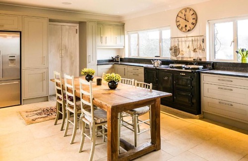 Chilworth House | Tor Hatch