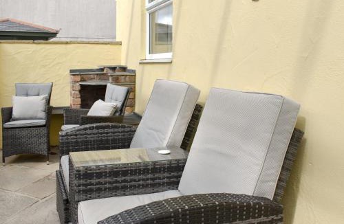 Redruth House | Tramways -Cottage