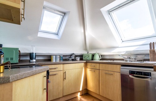 Avening Apartment | Tranquil & cosy apartment in centre of Avening - Pass the Keys
