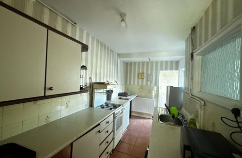Grangetown Apartment | Tranquil Hideaway w/Hot Tub and Pool Table