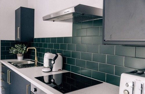 Worthing Apartment | Tranquility Parkside luxury 2 bed garden apartment