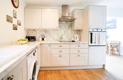 Pendoggett Cottage | Trecarian Cottage, Pendoggett - a traditional Cornish cottage sleeps 4+dogs