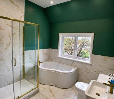 Iffley Hotel | Tree Hotel at Iffley