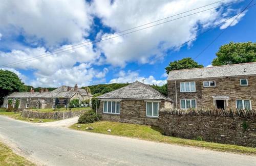 Washaway House | Trehellas House Hotel & Courthouse restaurant