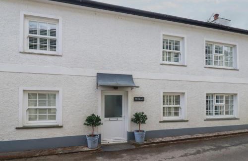 St. Ewe House | Trelan