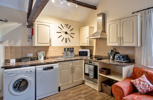 North Buckland Cottage | Trimstone Manor - Granary Cottage