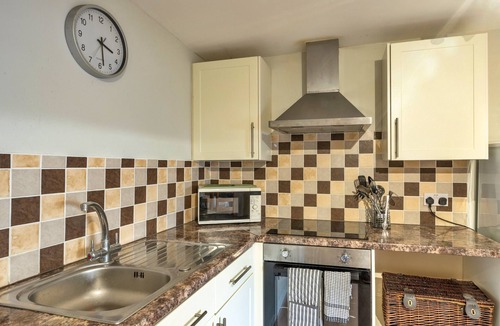 North Buckland Cottage | Trimstone Manor - Paddock Cottage