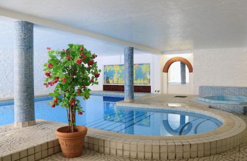 Totnes House | Tuckenhay, 1 Castle Cottage - Fck