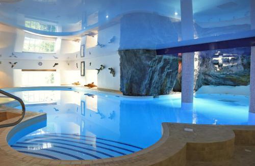Totnes House | Tuckenhay, 1 Salle Cottage, - Fcq