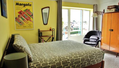 Birchington Bed & Breakfast | Twentieth Century B&B
