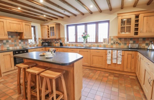 Caersws Cottage | Ty Berllan