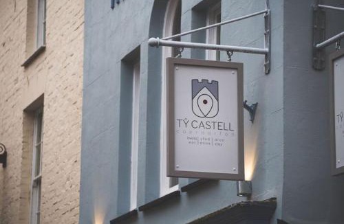 Bont Newydd Hotel | Ty Castell