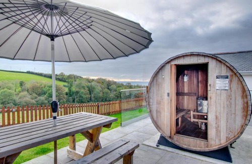 Llansantffraed House | Ty Pair