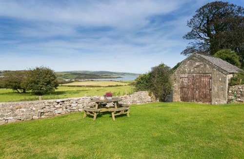 Moelfre House | Tyn Lon
