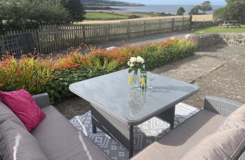 Moelfre House | Tyn Lon