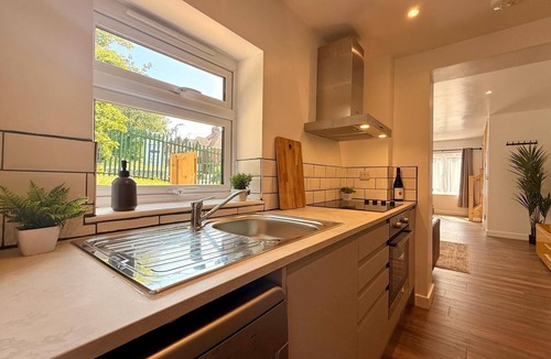 Exmouth Cottage | Unique Devon Cottages - Sunrise Cottage - Stylish & Comfortable