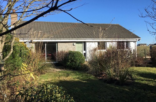 Fraserburgh House | Unique Garden Centre Country Cottage - sleeps 6