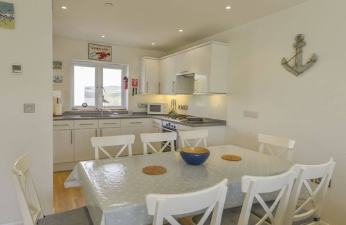 Bude Cottage | UPPER DECK, family friendly, country holiday cottage in Bude