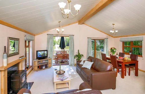 Westcott Resort | Upton Lakes Lodges