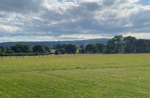 Llanbedr-dyffryn-clwyd House | Vale View Glamping