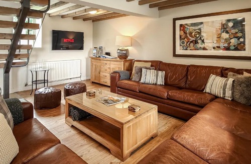 Bradbourne House | Valley View Barn