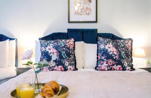 Leamington Spa Apartment | Victoria Park Studio 1 - Self Contained, FREE Netflix, Amazon Prime & Disneyplus