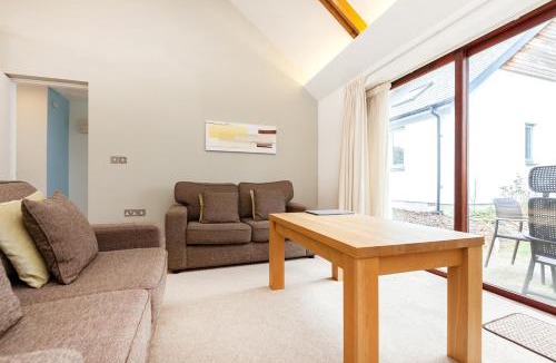 Carnon Downs House | Villa Gallery