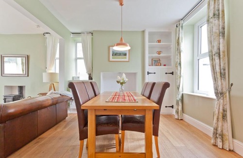 Coniston House | Vine Tree Cottage Coniston