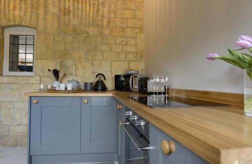 Moreton-in-Marsh House | Walnut Cottage